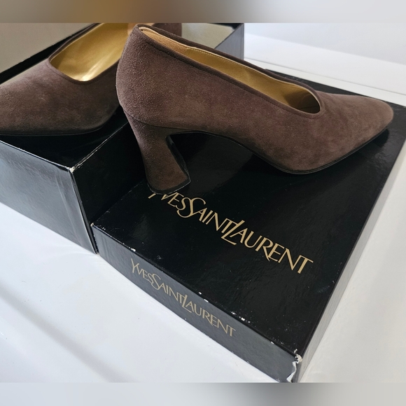 YSL Yves St Laurent size7 Pumps, Golden Lining, Brown Suede Leather - Picture 6 of 6